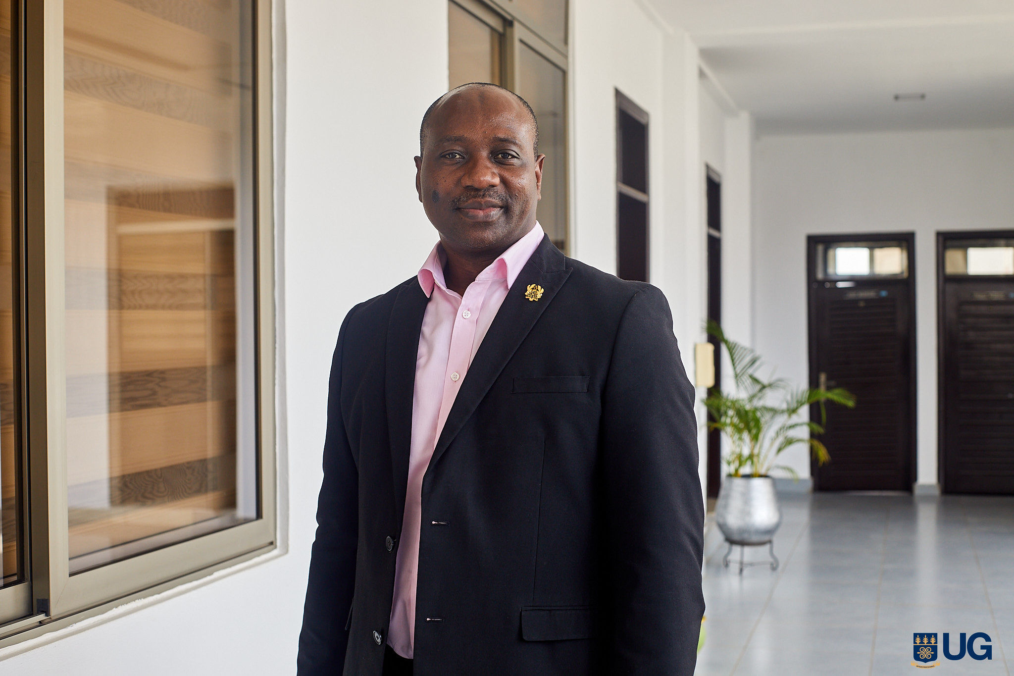 Prof. Leander Kandilige